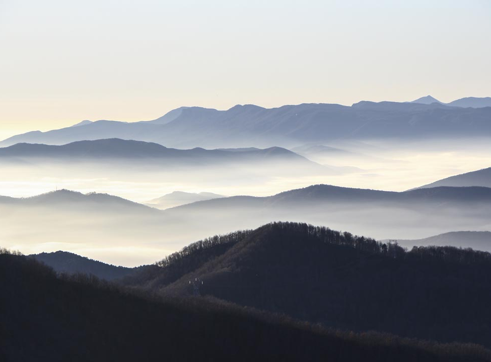 выбрать Фотообои горы за горами Каталог фотообоев на стену