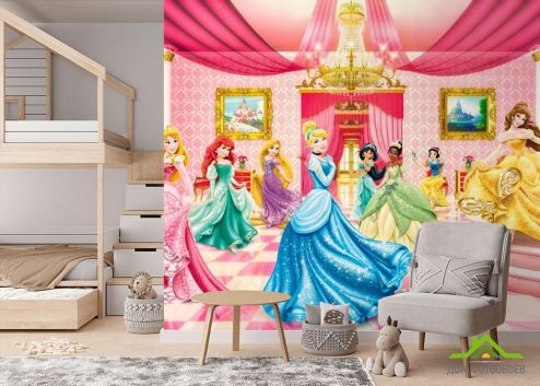 выбрать Фотообои Принцессы в замке Фотообои, цвет: «разноцветный, Принцессы» на стену