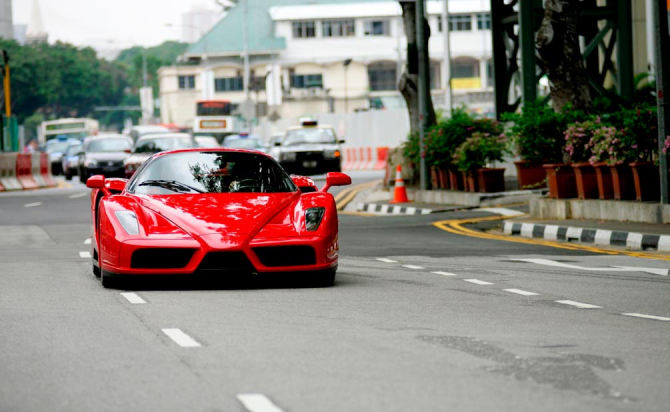 Фотошпалери Ferrari Enzo