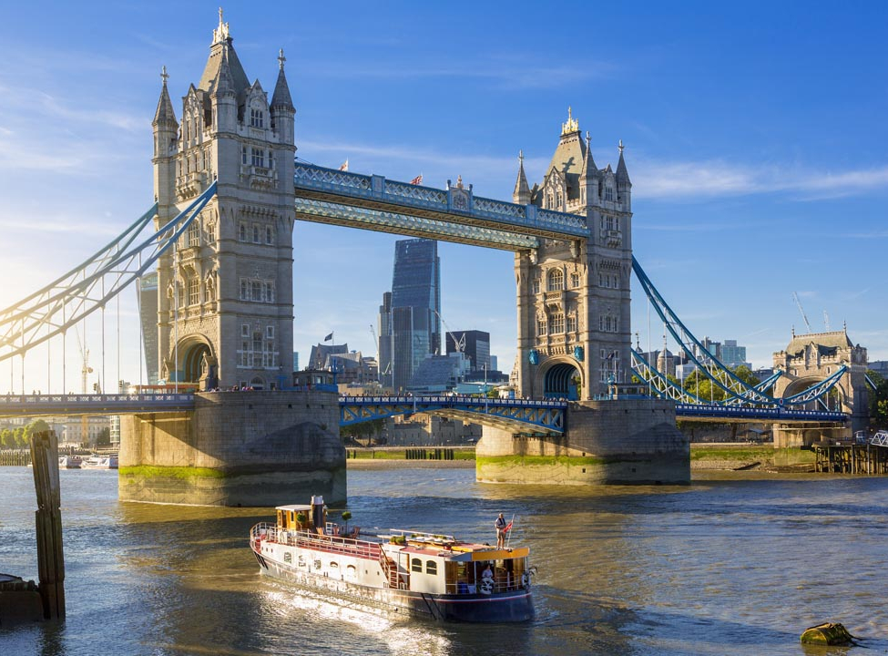 выбрать Фотошпалери пароплав у Лондонського мосту Каталог фотошпалер на стіну