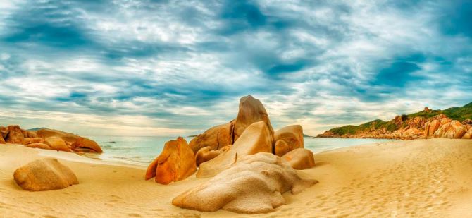 Фотообои Пляж с камнями