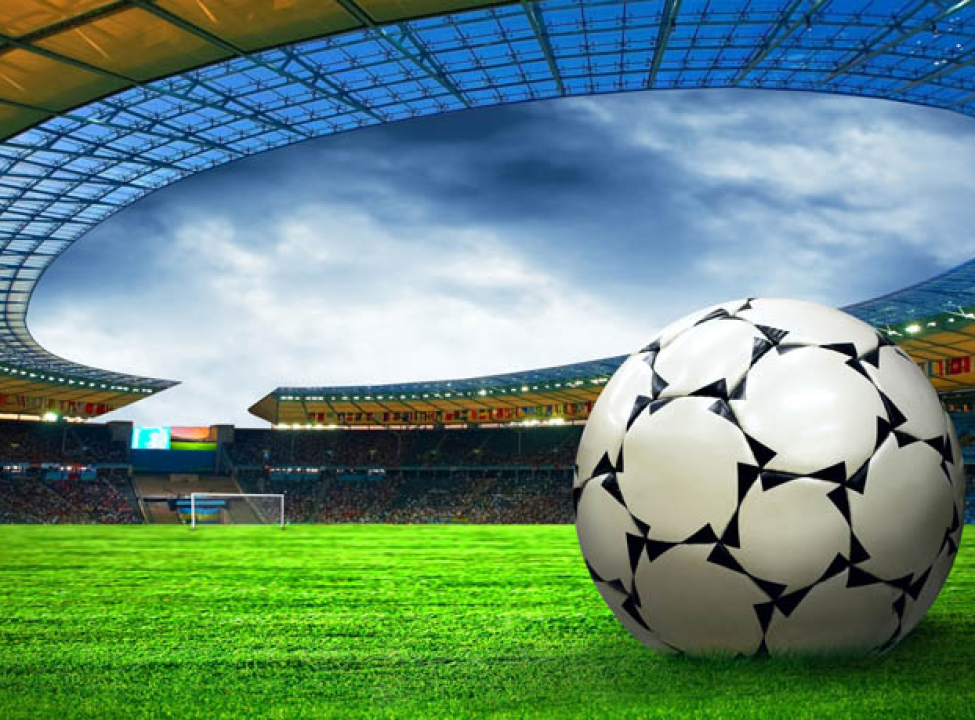 выбрать Фотообои Мяч на футбольном поле Каталог фотообоев на стену