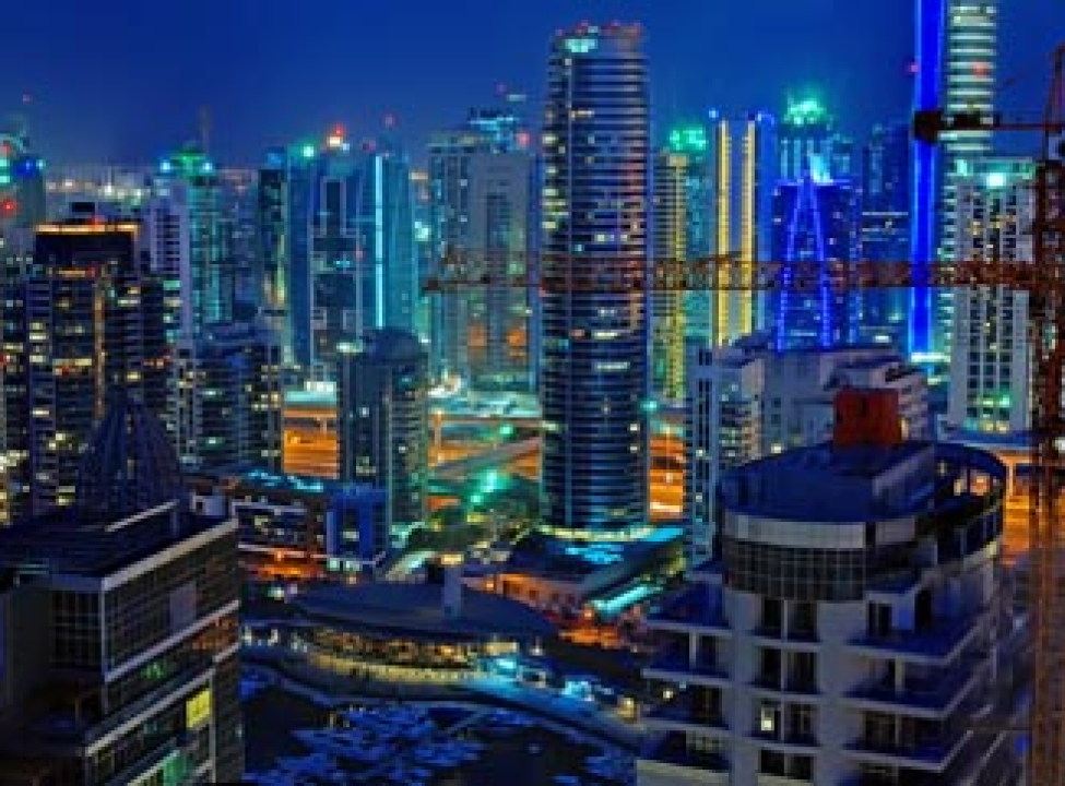 выбрать Фотообои стройка в мегаполисе Каталог фотообоев на стену