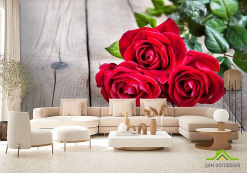 выбрать Фотошпалери три червоні троянди на дерев'яному тлі Фотошпалери Квіти на стіну