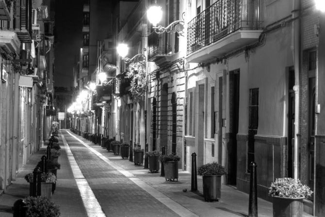 Фотообои Ночная красивая улочка