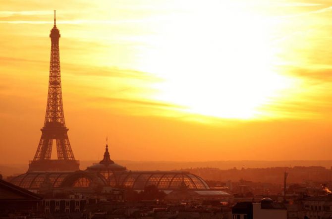 Фотообои закат в париже